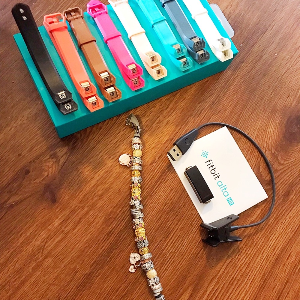 Fitbit Alta HR with 7 bands & 1 custom charm band